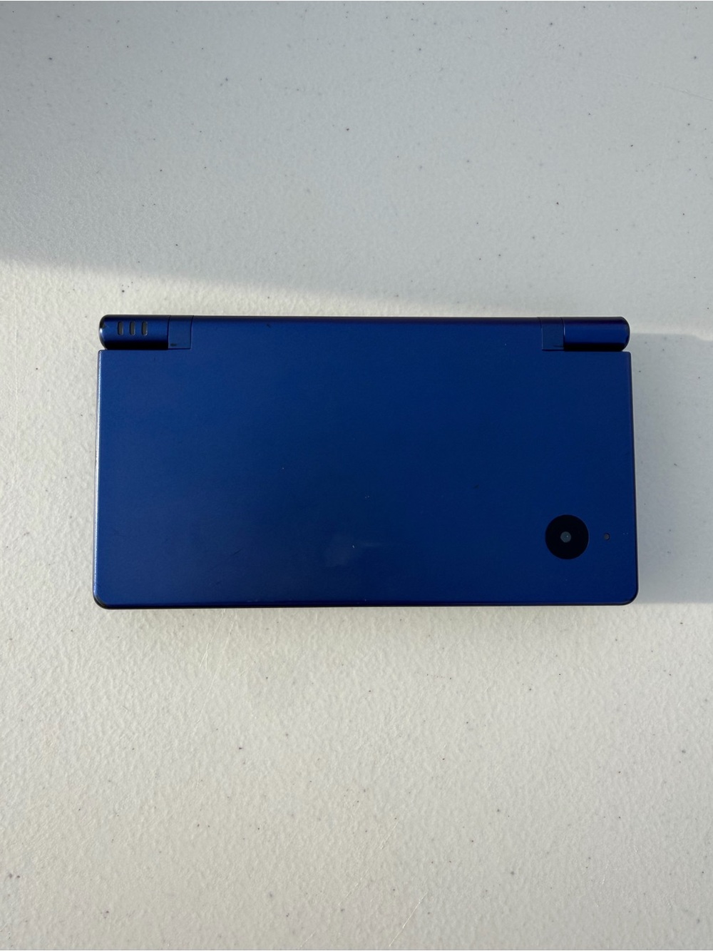 Dark Blue DSI, in great condition! Comes with all games and charger